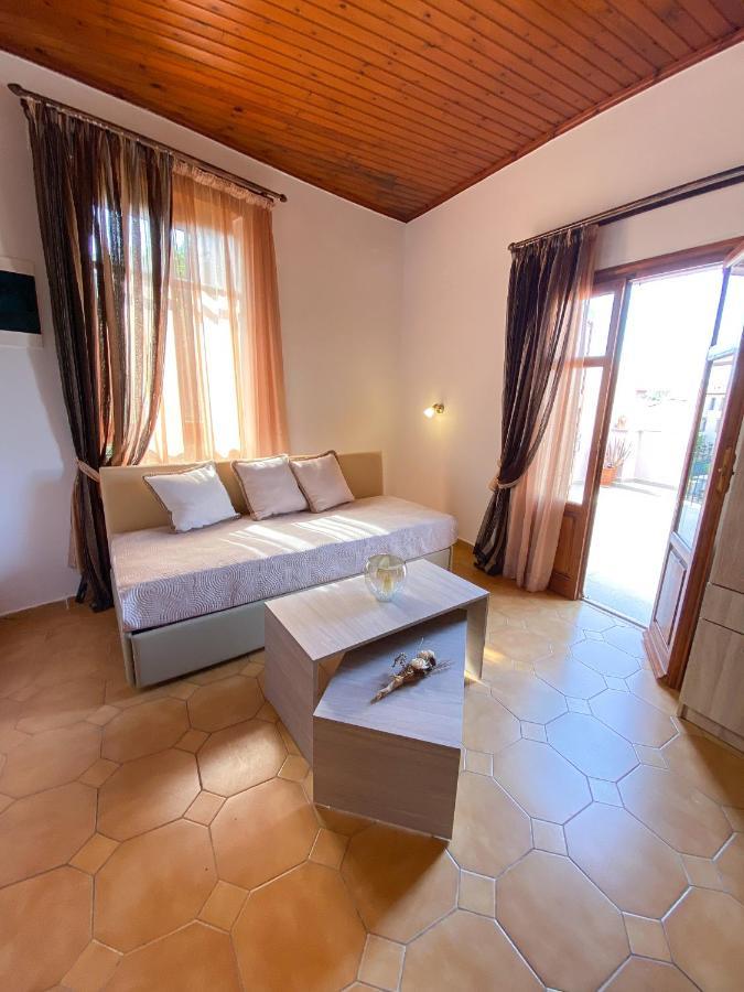 Casa Dasyra Chrissi Akti Chania Exterior foto